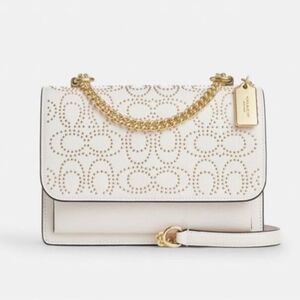 Coach Klare Crossbody bag With Signature Rivets Gold/ Chalk